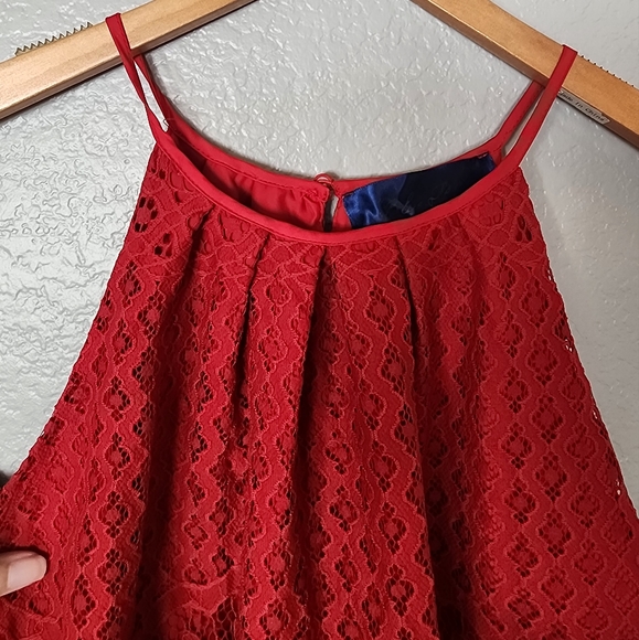 Francesca's Collection Blue Rain Lace High Neck Tank Top - Picture 3 of 10